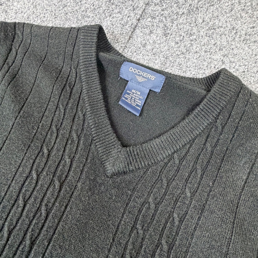 Dockers Mens Medium Black Cable Knit V-Neck Sweater Vest 100% Acrylic Sleeveless
